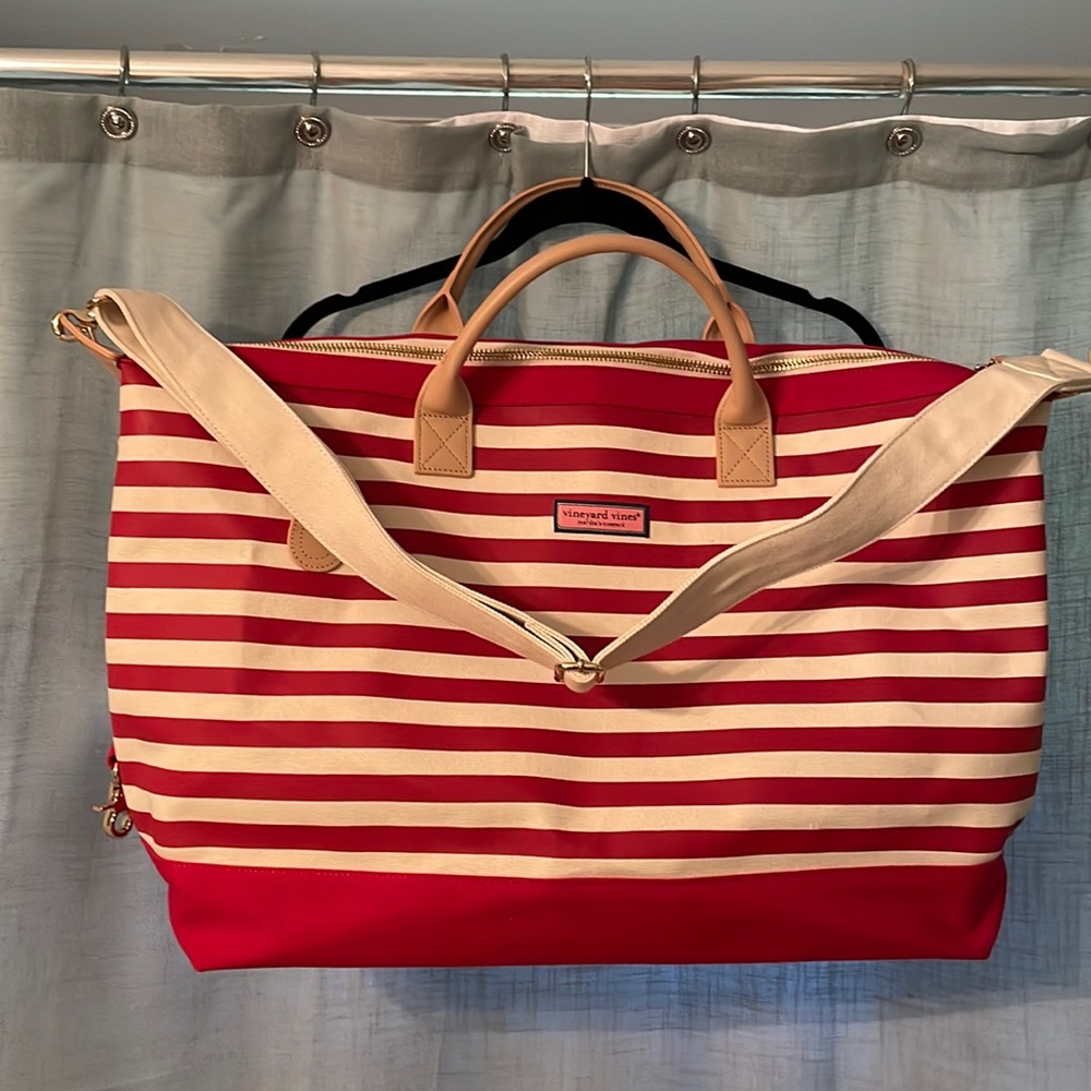 NWOT Vineyard Vines Canvas Weekender Tote